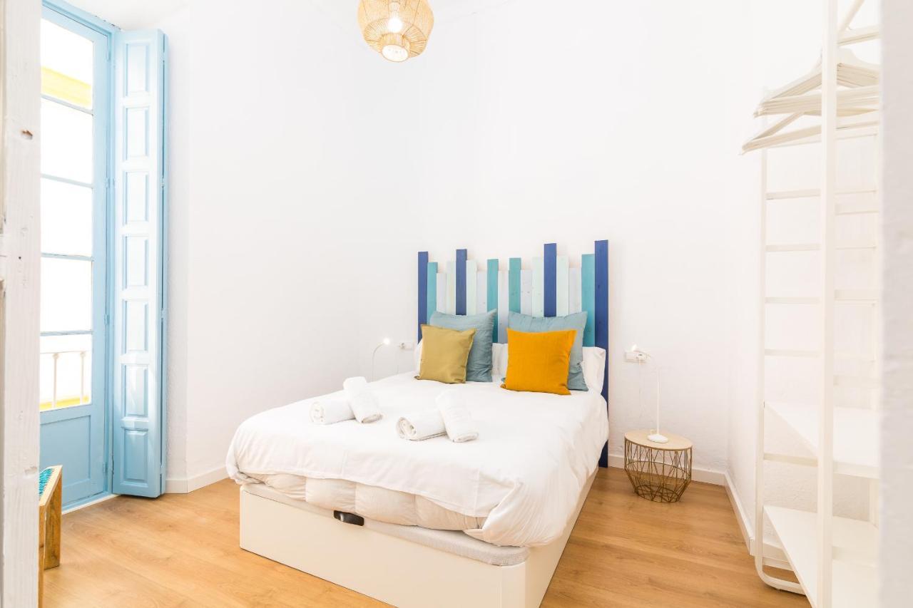 Suite Homes Apartamentos Plaza De La Merced Μάλαγα Εξωτερικό φωτογραφία