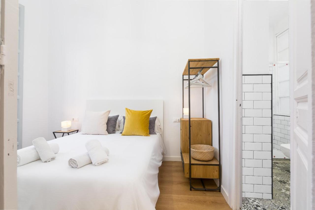 Suite Homes Apartamentos Plaza De La Merced Μάλαγα Εξωτερικό φωτογραφία